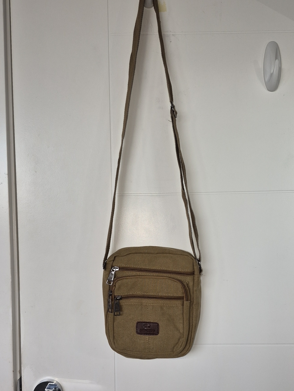 Canvas Crossbody Bag In Olive Green